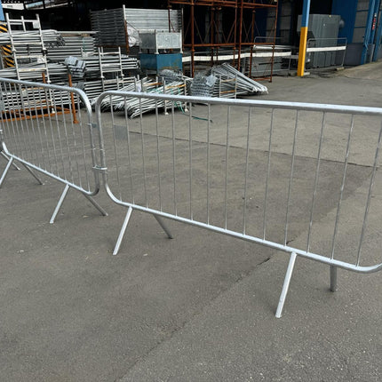 Absperrgitter 200x110cm, HDG Feuerverzinkt Bauzaun BilligerBauzaun. 