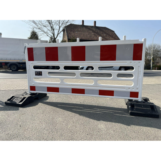 TL-Absperrschranken RA2 210x107cm Schrankenzaun HDPE RA2 BilligerBauzaun 